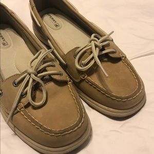 Sperry slip on leather shoes